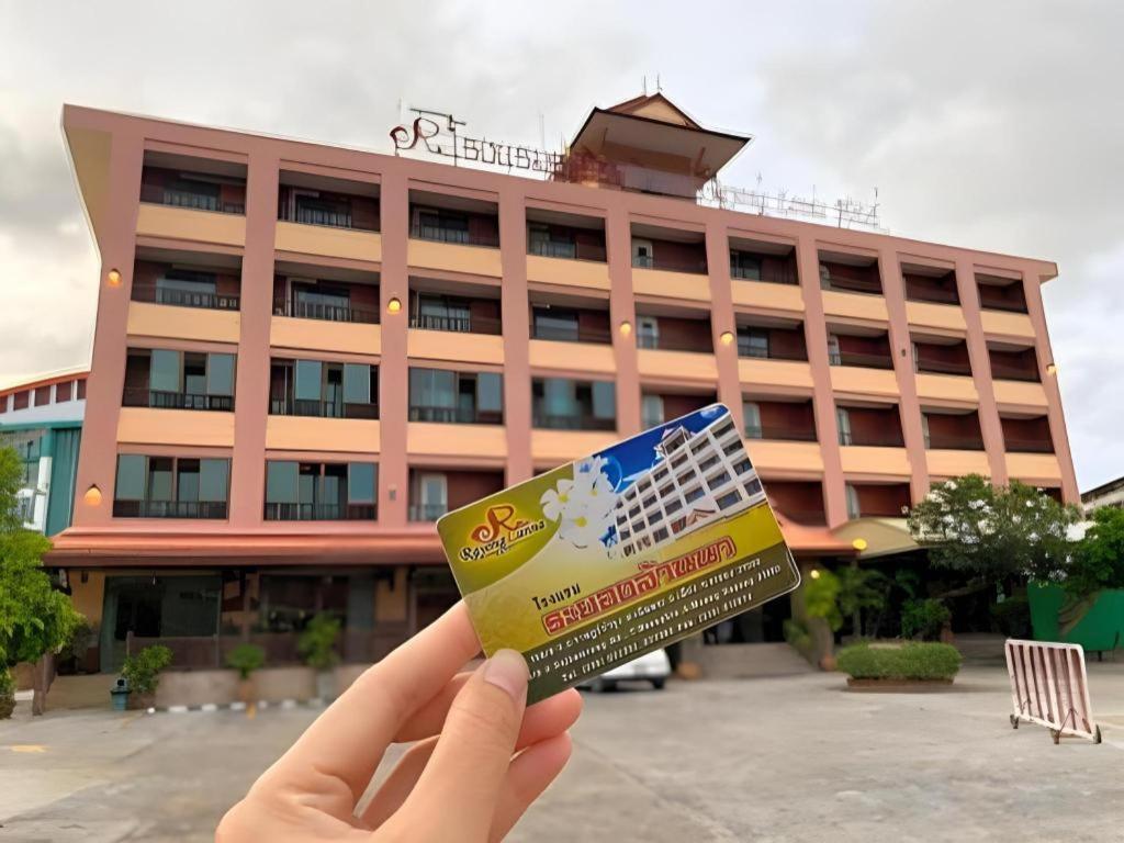 Rayong Lanna Hotel Exterior foto